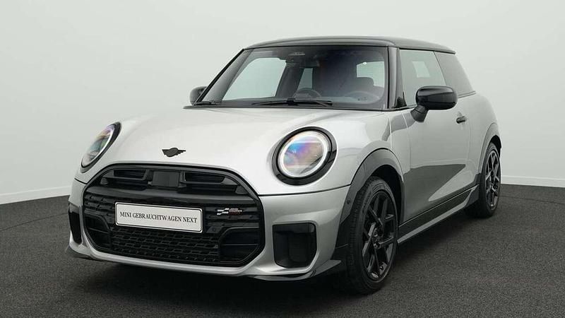Grau Gebraucht 2024 Mini John Cooper Works Kleinwagen | 31.550 € (Guter Preis) - Bild 1/4