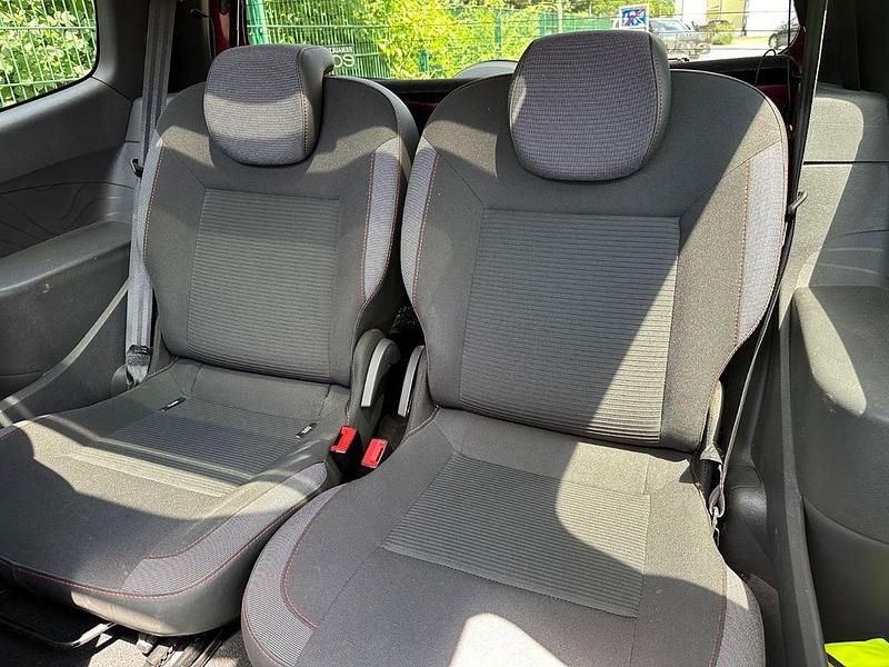 Gebraucht Renault Twingo 75 PS (55 kW) 2012 Rot Kleinwagen