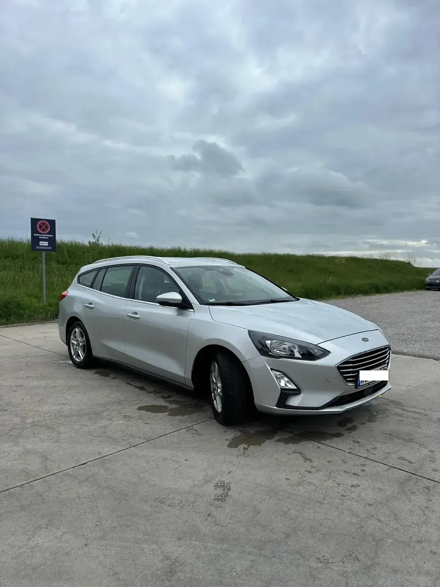 Gebraucht Ford Focus 120 PS (88 kW) 2020 Silber Kombi
