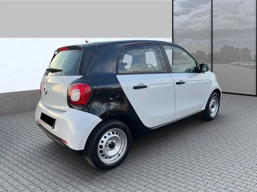 Gebraucht Smart ForFour 71 PS (52 kW) 2019 Weiß Kleinwagen