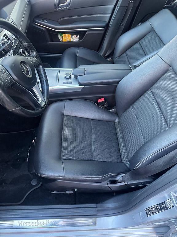 Gebraucht Mercedes E220 Edition 170 PS (125 kW) 2015 Silber Limousine