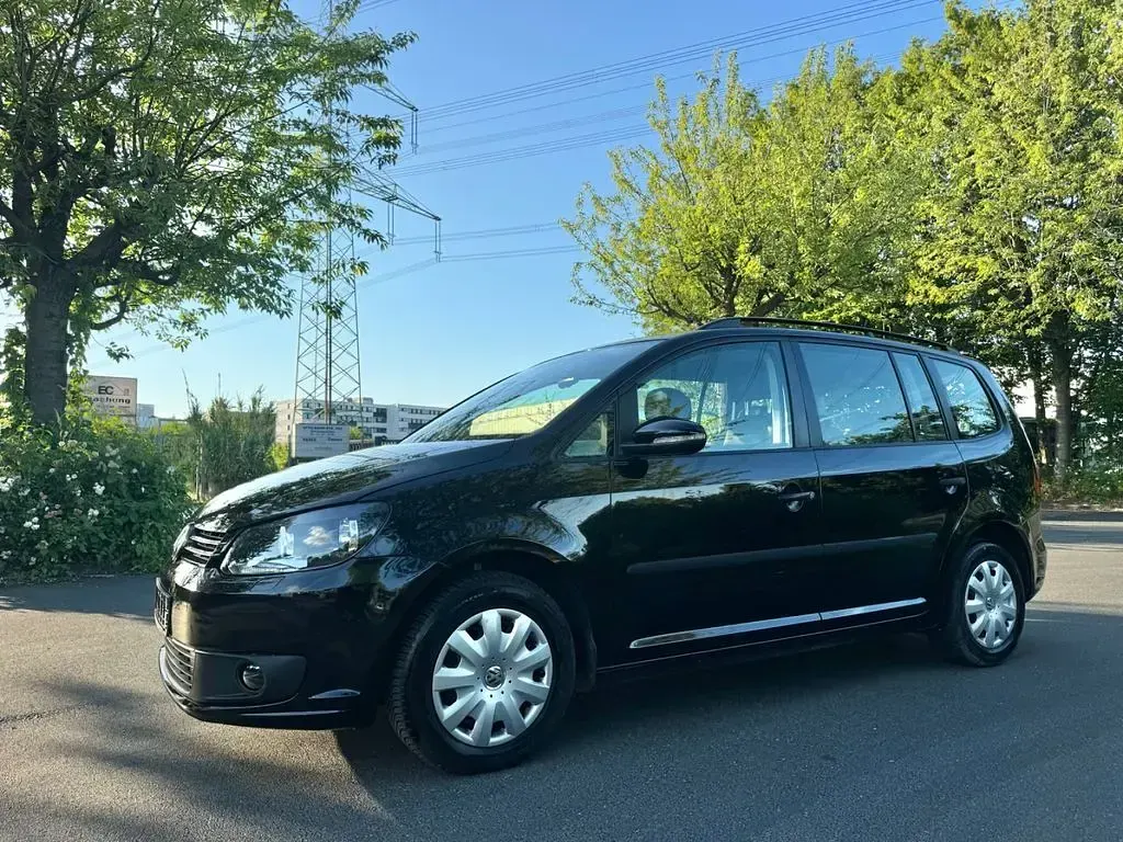Gebraucht VW Touran 105 PS (77 kW) 2012 Schwarz Van / Kleinbus