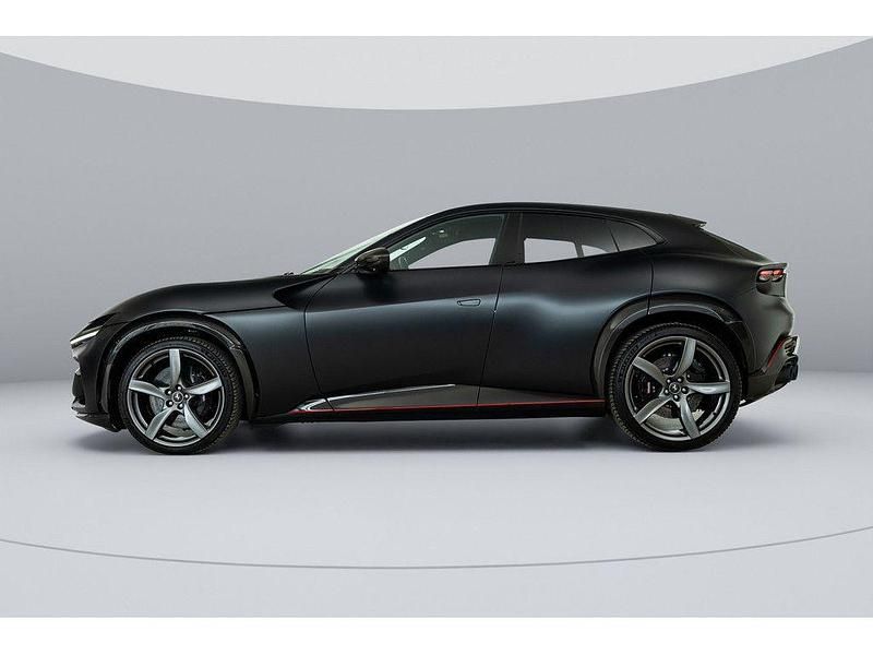 Gebraucht Ferrari Purosangue 2025 Nero opaco SUV