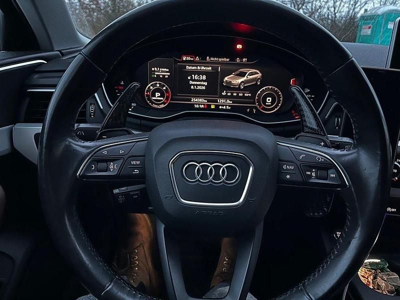 Silber Gebraucht 2016 Audi A4 Sport Kombi | 14.000 € (Fairer Preis) - Bild 1/4