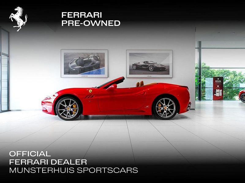Rot Gebraucht 2010 Ferrari California Cabrio | 107.500 € (Fairer Preis) - Bild 1/4
