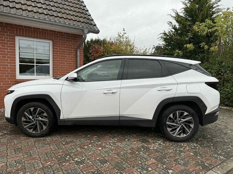 Gebraucht Hyundai Tucson Select 150 PS (110 kW) 2021 Weiß SUV