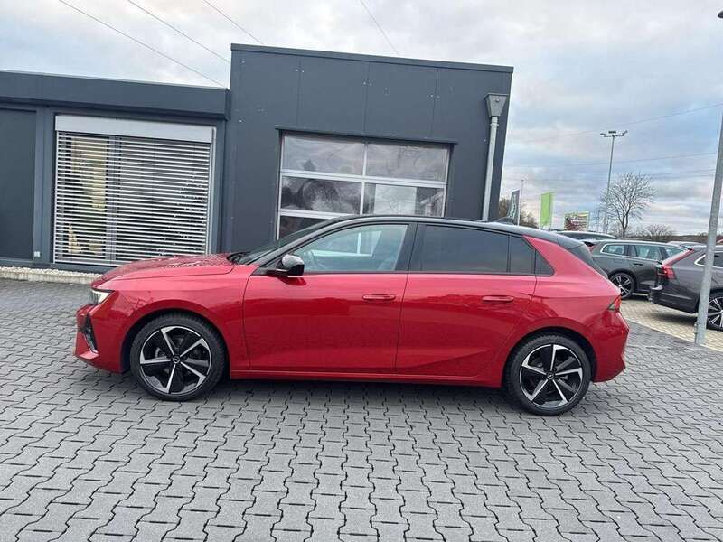Gebraucht Opel Astra GS Line 131 PS (96 kW) 2023 Kardio rot metallic Limousine