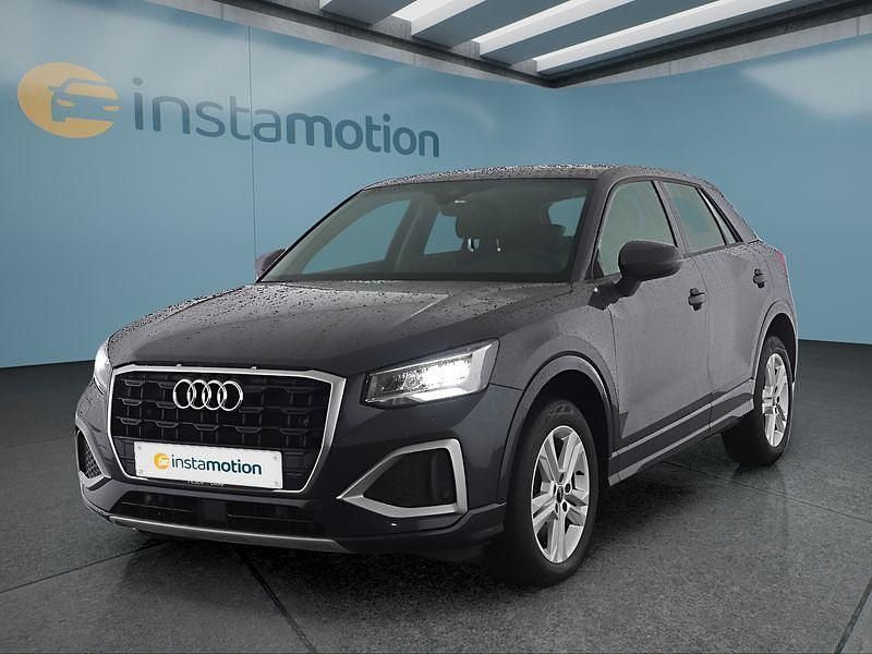 Grau Gebraucht 2022 Audi Q2 SUV | 30.199 € (Teuer) - Bild 1/4