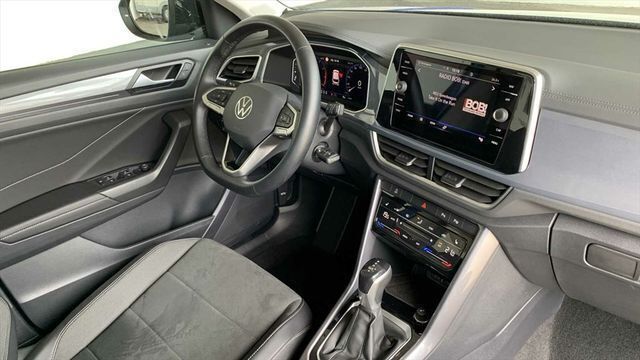 Gebraucht VW T-Roc Style 150 PS (110 kW) 2022 Blau / ravennablau zweifarbig / metallic SUV