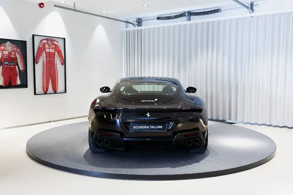 Gebraucht Ferrari Roma 620 PS (456 kW) 2022 Schwarz Coupé