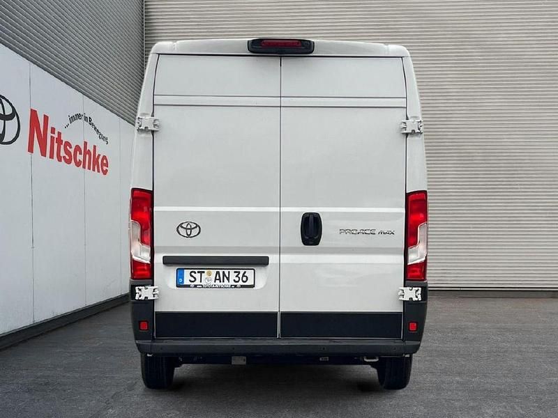 Gebraucht Toyota Proace 140 PS (102 kW) 2025 Weiß Van / Kleinbus