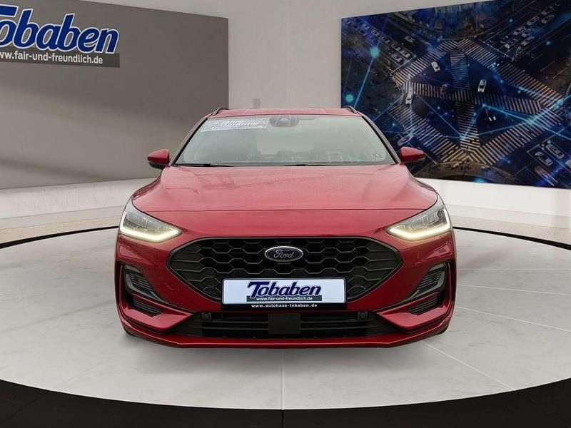 Gebraucht Ford Focus ST-Line X 155 PS (114 kW) 2025 Rot Limousine