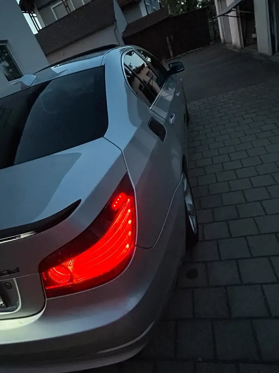 Gebraucht BMW 520 177 PS (130 kW) 2008 Silber Limousine