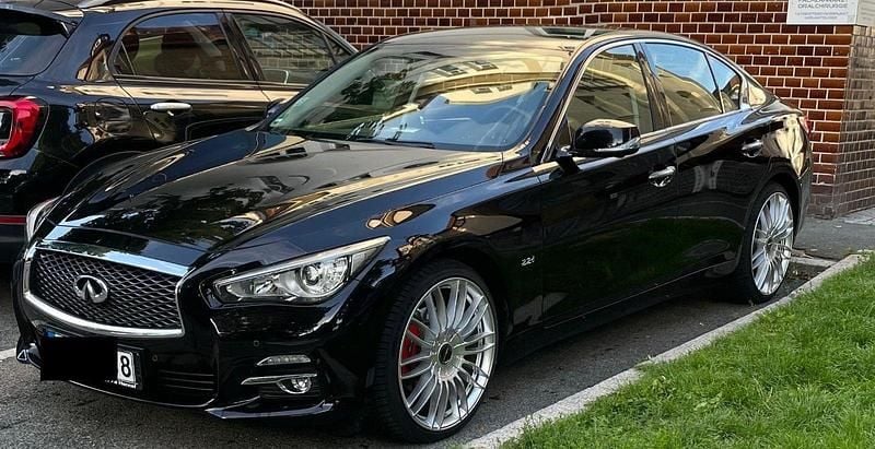 Schwarz Gebraucht 2016 Infiniti Q50 Premium Executive Limousine | 14.499 € (Fairer Preis) - Bild 1/4