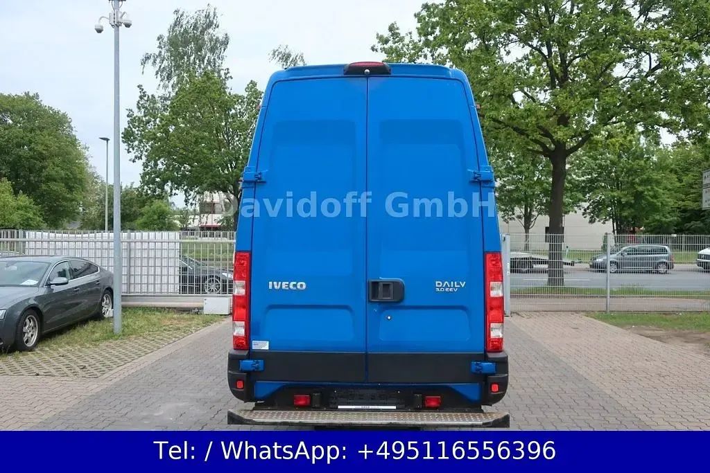 Gebraucht Iveco Daily 170 PS (125 kW) 2010 Blau