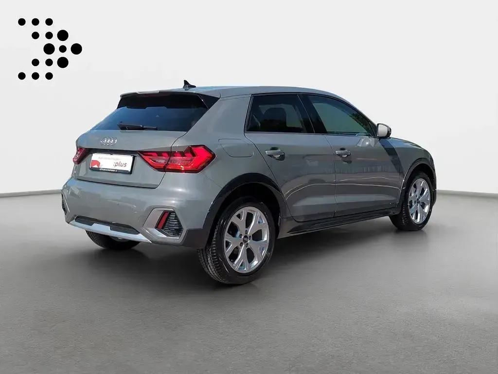 Gebraucht Audi A1 S-Line 150 PS (110 kW) 2025 Chronosgrau metallic SUV