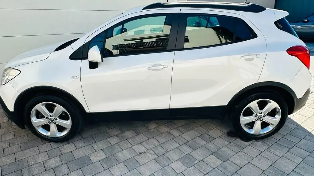Gebraucht Opel Mokka 140 PS (102 kW) 2012 Weiß SUV