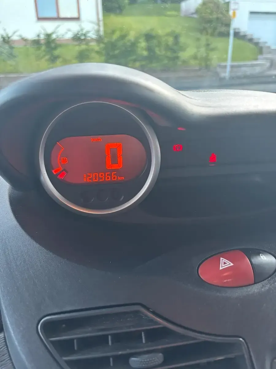 Gebraucht Renault Twingo 2011 Rot Kleinwagen