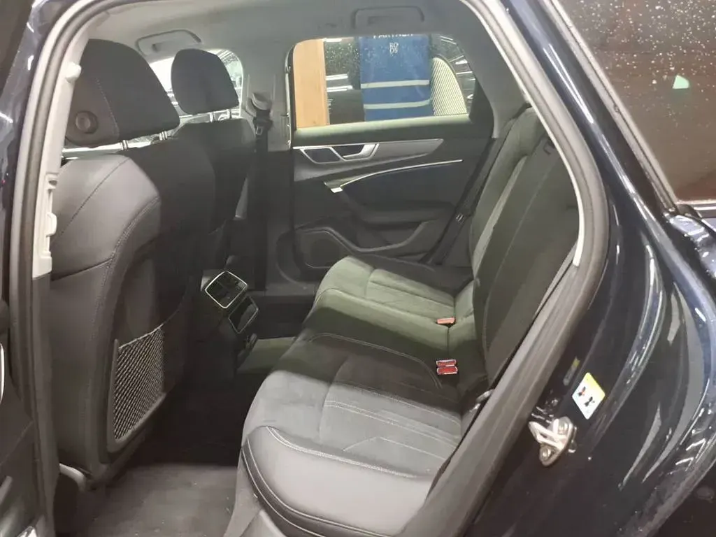 Gebraucht Audi A6 S-Line 299 PS (219 kW) 2025 Blau Kombi