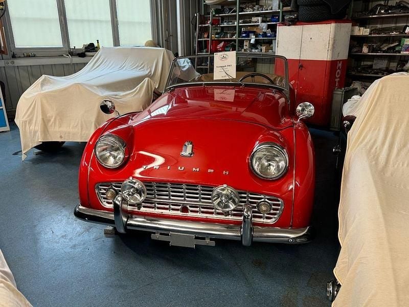 Gebraucht Triumph TR3 95 PS (69 kW) 1959 Rot Cabrio