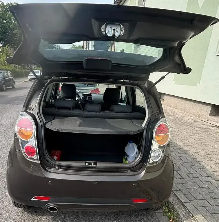 Używany Chevrolet Spark LT 82 KM (60 kW) 2012 Brązowy Hatchback