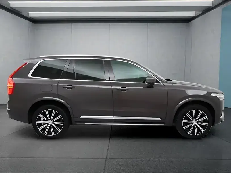 Gebraucht Volvo XC90 235 PS (172 kW) 2023 Grau SUV