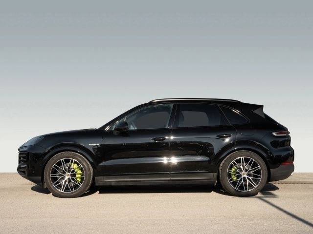 Gebraucht Porsche Cayenne 470 PS (345 kW) 2023 Schwarz SUV