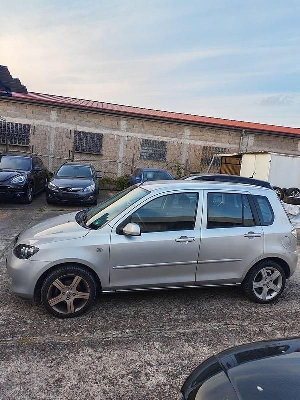 Gebraucht Mazda 2 Active 80 PS (58 kW) 2006 Silber Kleinwagen