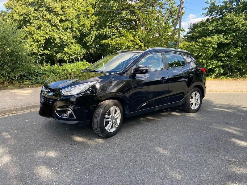Gebraucht Hyundai ix35 Edition 135 PS (99 kW) 2012 Schwarz SUV