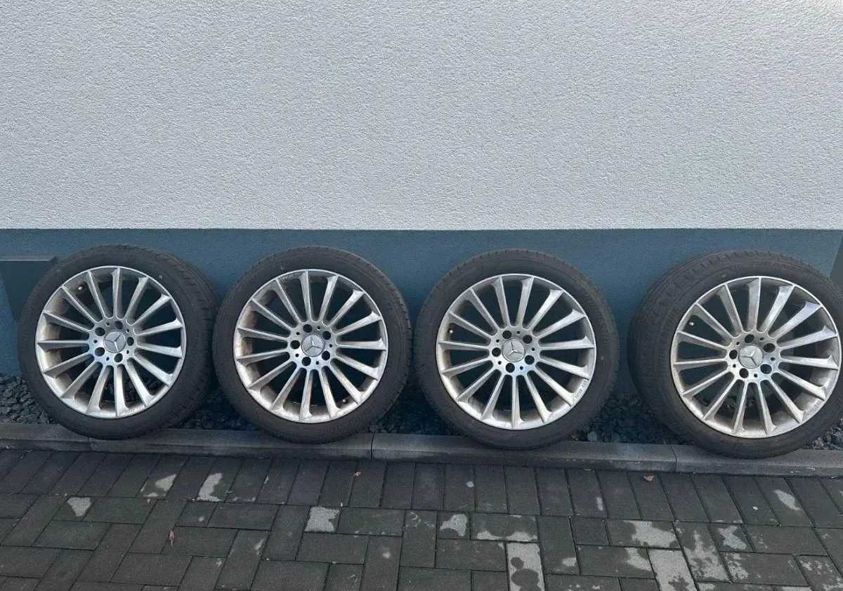 Gebraucht Mercedes E350 272 PS (200 kW) 2011 Grau Kombi