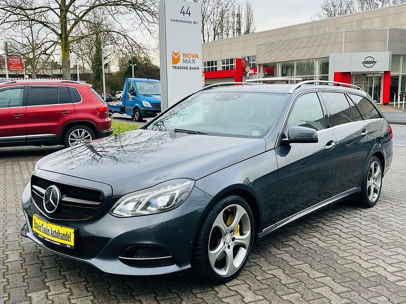 Gebraucht Mercedes E350 252 PS (185 kW) 2013 Grau Kombi