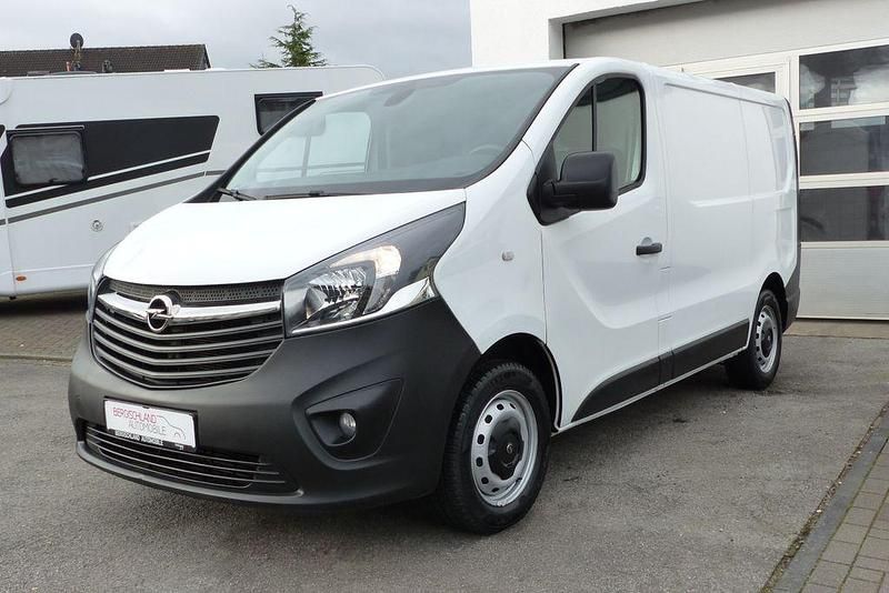 Gebraucht Opel Vivaro 121 PS (88 kW) 2019 Weiß Van / Kleinbus