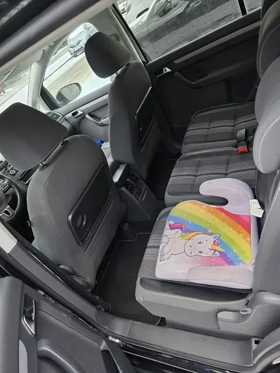 Gebraucht VW Touran 105 PS (77 kW) 2012 Schwarz Van / Kleinbus