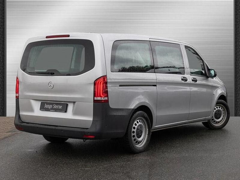 Gebraucht Mercedes Vito 190 PS (139 kW) 2019 Brillantsilber Van