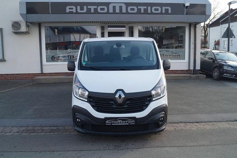 Gebraucht Renault Trafic 120 PS (88 kW) 2019 Weiss Van / Kleinbus