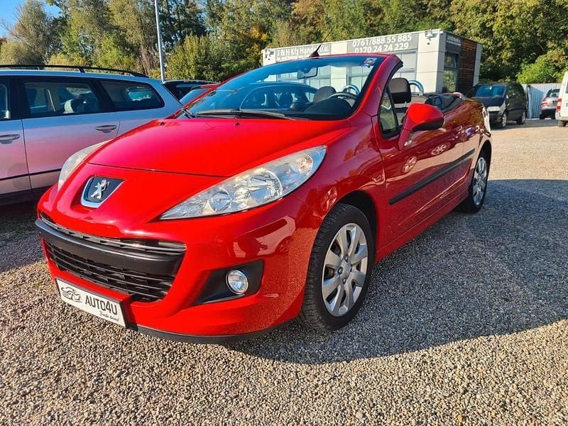 Gebraucht Peugeot 207 CC Access 120 PS (88 kW) 2012 Rot Cabrio