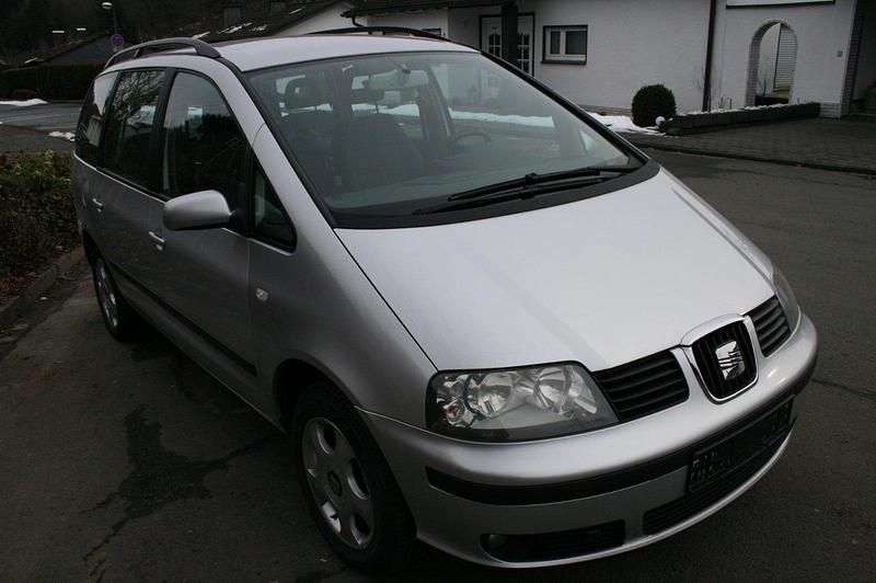 Gebraucht Seat Alhambra 116 PS (85 kW) 2005 Silber Van / Kleinbus