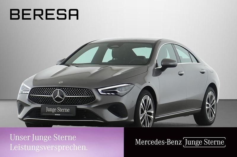 Grau Gebraucht 2025 Mercedes CLA180 Progressive Limousine | 34.950 € (Guter Preis) - Bild 1/3