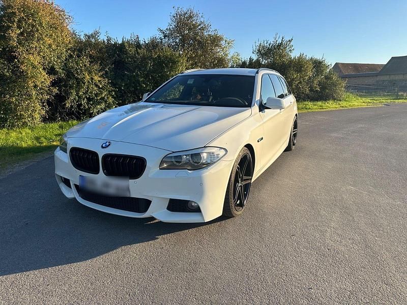 Gebraucht BMW 520 Performance 190 PS (139 kW) 2012 Weiß Kombi