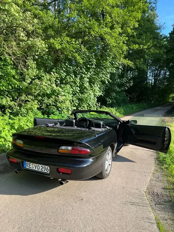 Gebraucht Chevrolet Camaro 193 PS (141 kW) 2001 Schwarz Coupé