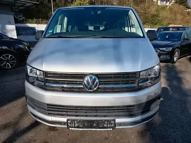 Używany VW Multivan Trendline 150 KM (110 kW) 2018 Andere Minivan