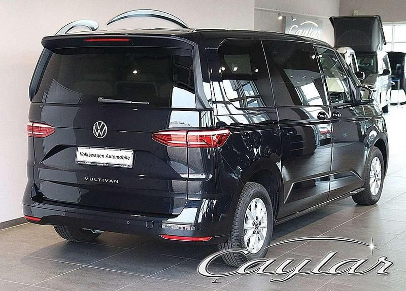Usata VW Multivan 150 CV (110 kW) 2023 Nero Monovolume