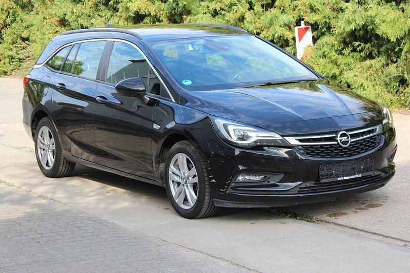 Schwarz Gebraucht 2019 Opel Astra Business Kombi | 6.900 € (Superpreis) - Bild 1/4