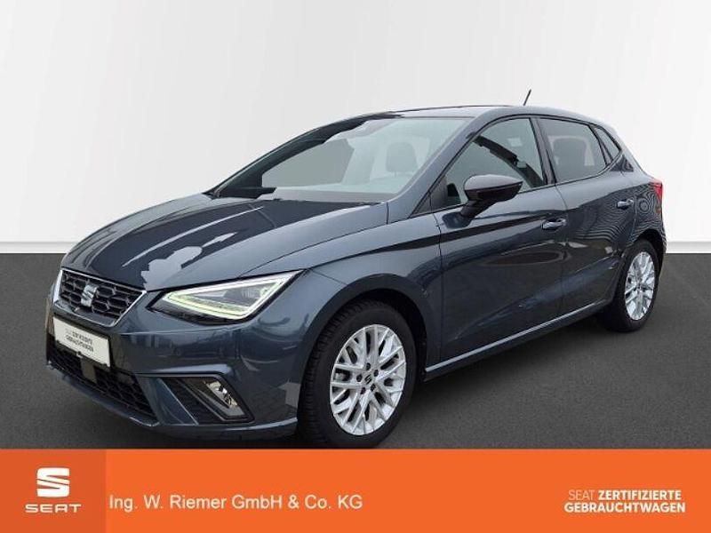 Grau Gebraucht 2024 Seat Ibiza FR Limousine | 19.989 € (Fairer Preis) - Bild 1/4