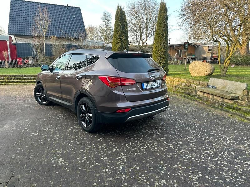 Gebraucht Hyundai Santa Fe 197 PS (144 kW) 2014 Braun SUV