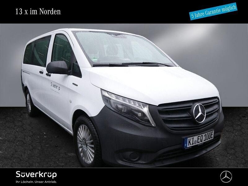 Weiß Gebraucht 2023 Mercedes e-Vito Van / Kleinbus | 59.381 € - Bild 1/4