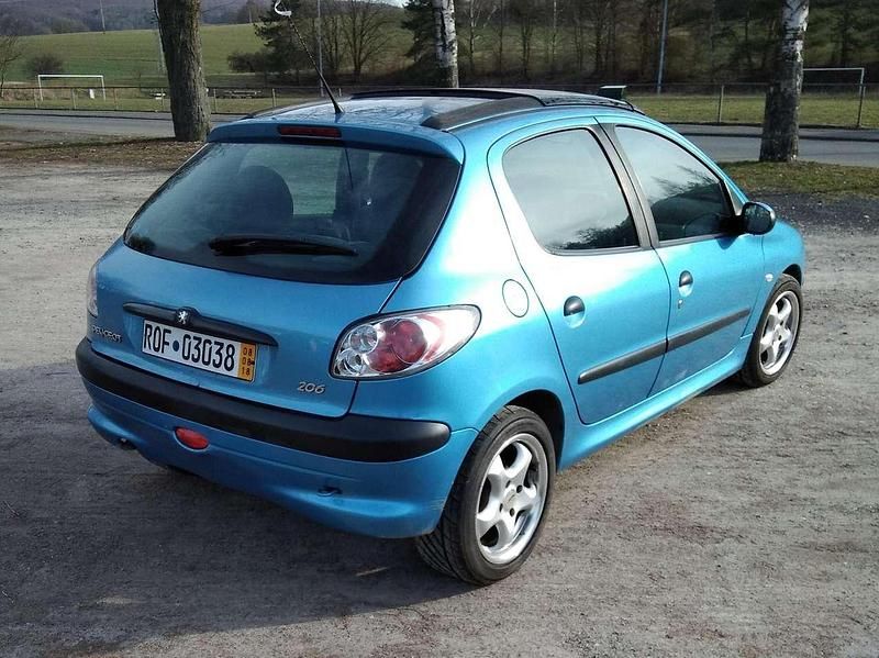Blau Gebraucht 2000 Peugeot 206 Roland Garros Limousine | 500 € (Guter Preis) - Bild 1/2