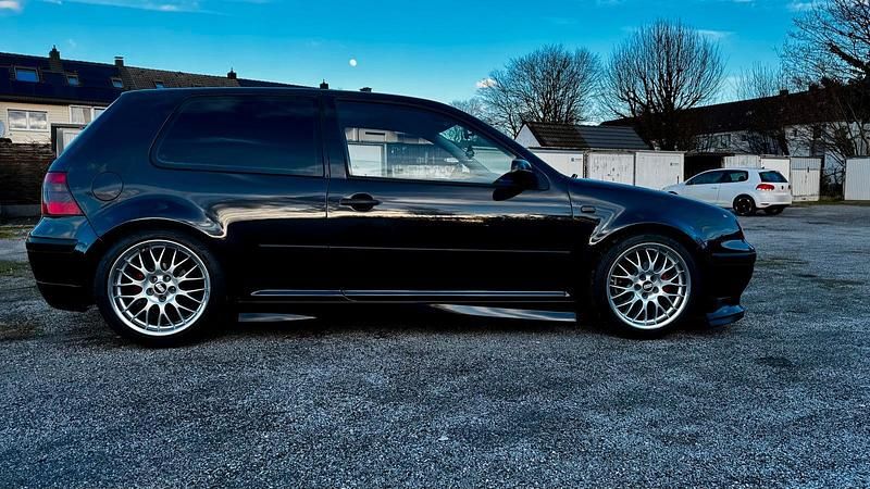 Gebraucht VW Golf 105 PS (77 kW) 2001 Schwarz Coupé