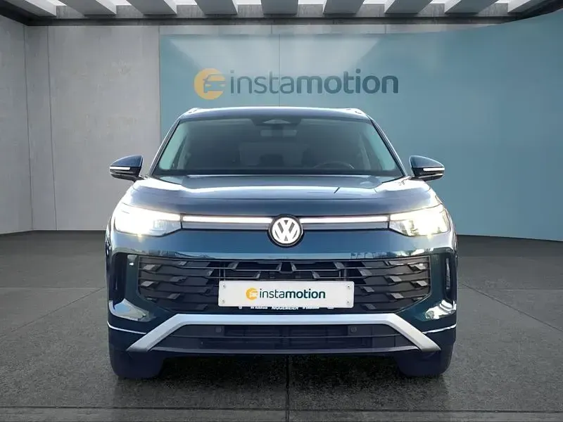 Gebraucht VW Tayron 150 PS (110 kW) 2025 Blau SUV