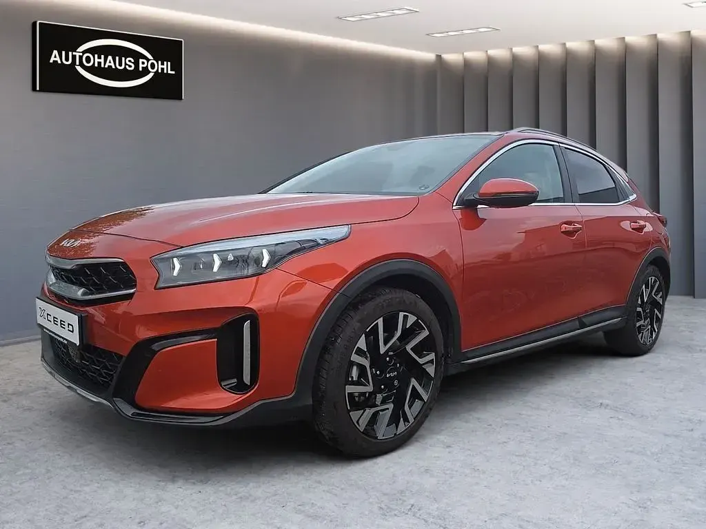 Gebraucht Kia XCeed Spirit 140 PS (102 kW) 2024 Orange SUV